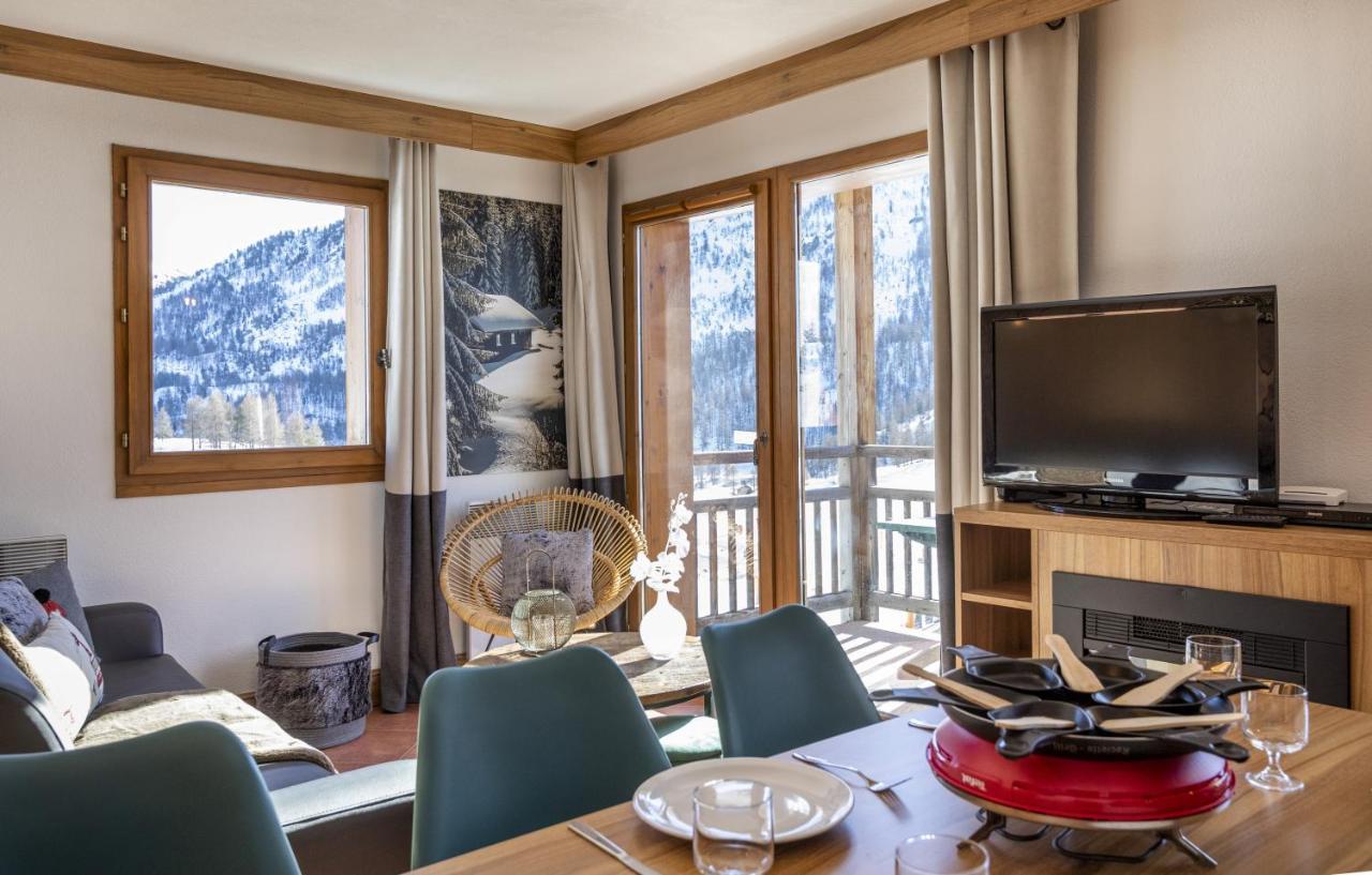 Residence Club Mmv Le Hameau Des Airelles **** Montgenevre Exterior photo