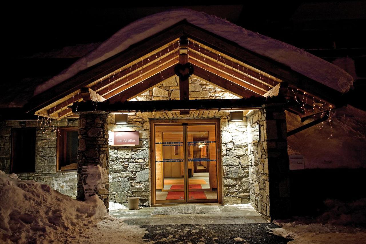Residence Club Mmv Le Hameau Des Airelles **** Montgenevre Exterior photo